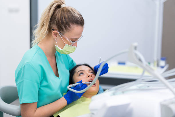 Best Emergency Broken Tooth Repair in Opa Locka, FL